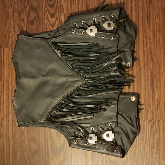 Vest - Picture 2 of 2